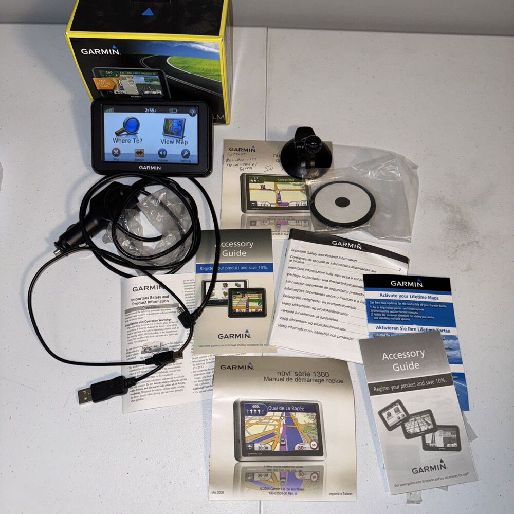 Garmin GPS NUVI 40LM and Accessories, Works, GUC